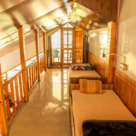 Boho Grove Cafe & Stay, Tirthan Valley Banjar Exterior photo