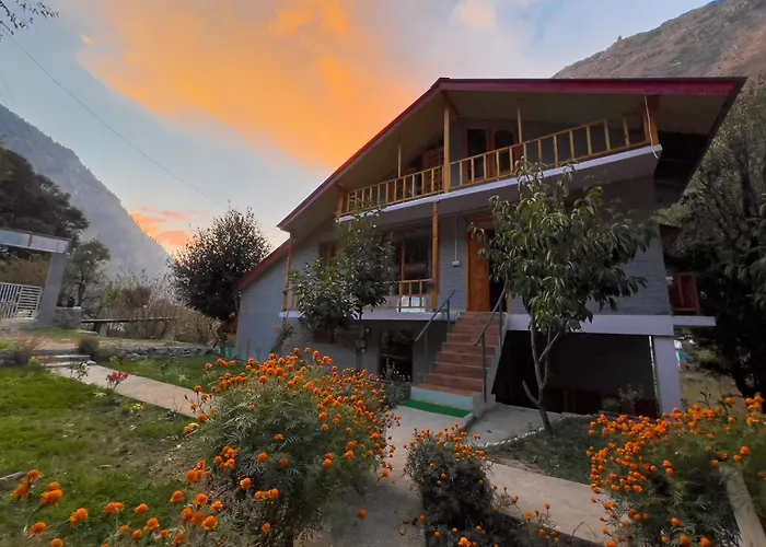 Boho Grove Cafe & Stay, Tirthan Valley