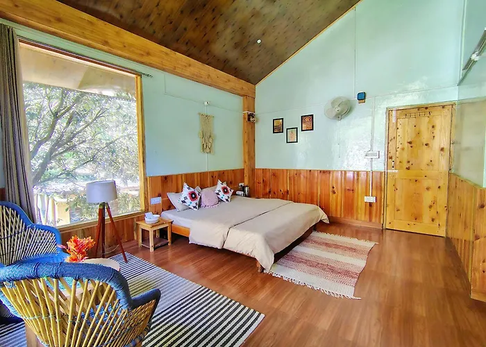 Boho Grove Cafe & Stay, Tirthan Valley