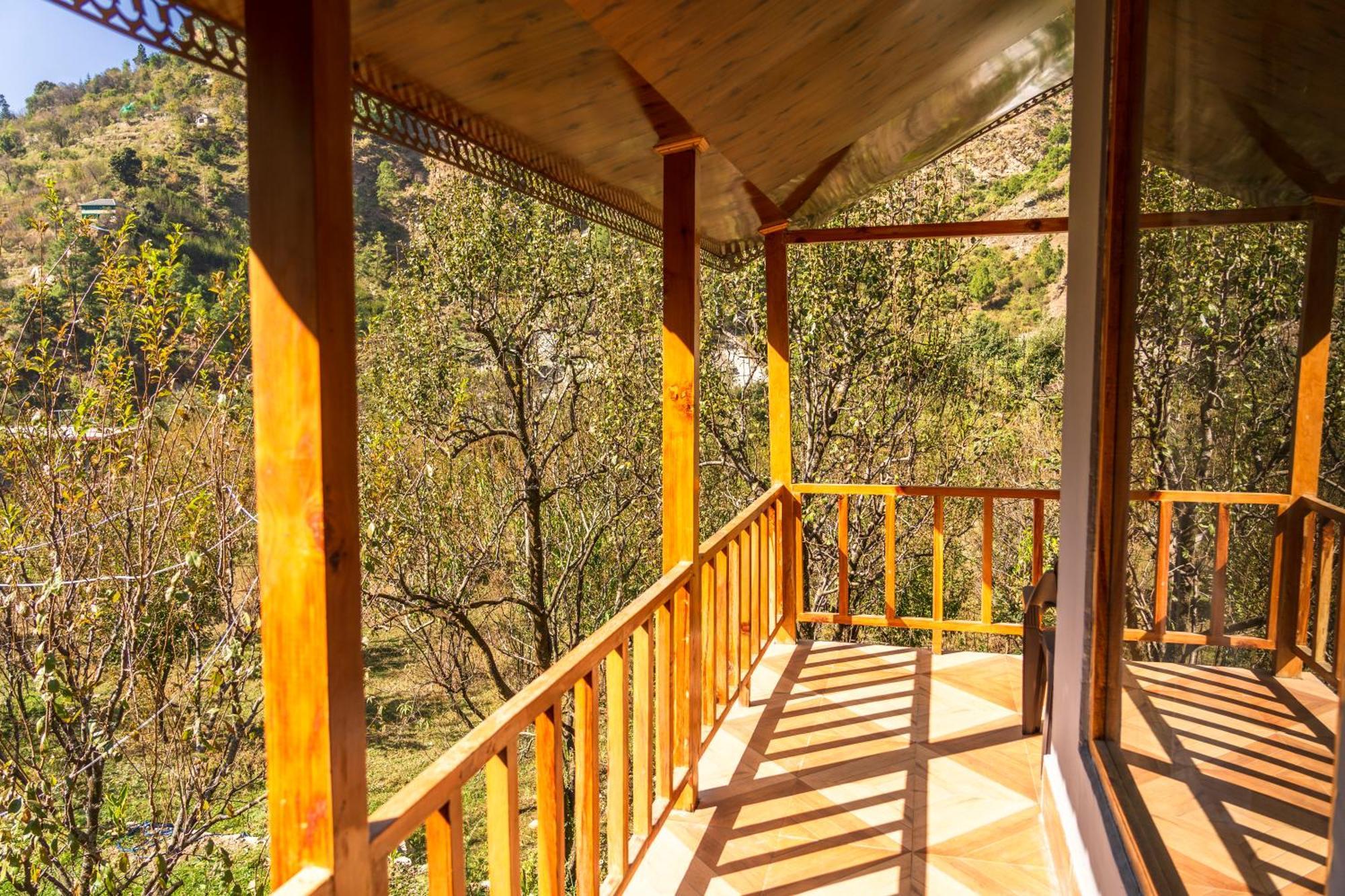 Boho Grove Cafe & Stay, Tirthan Valley *