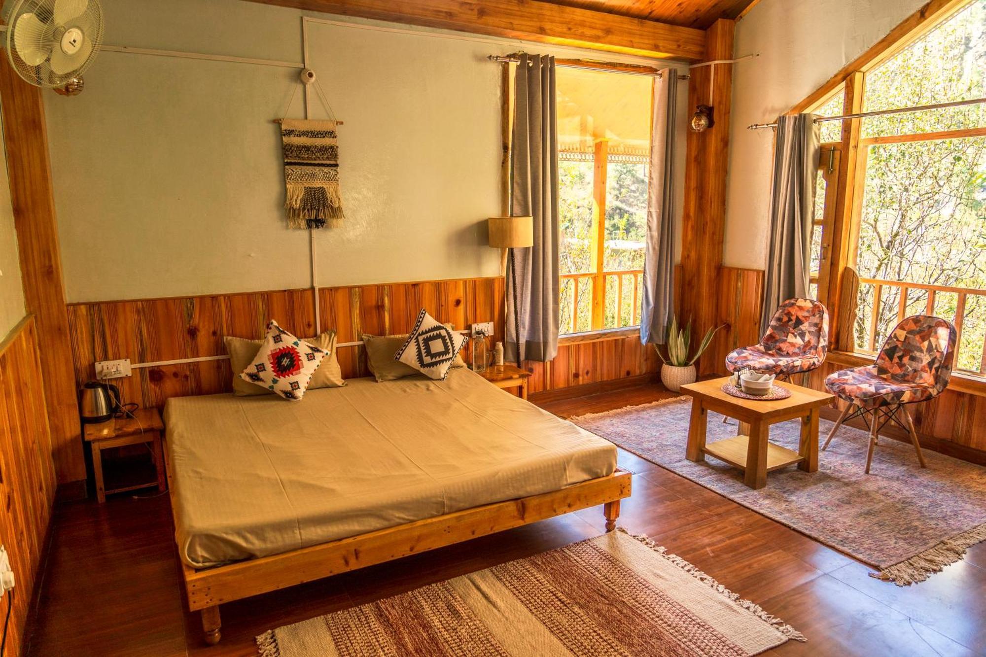 Boho Grove Cafe & Stay, Tirthan Valley *