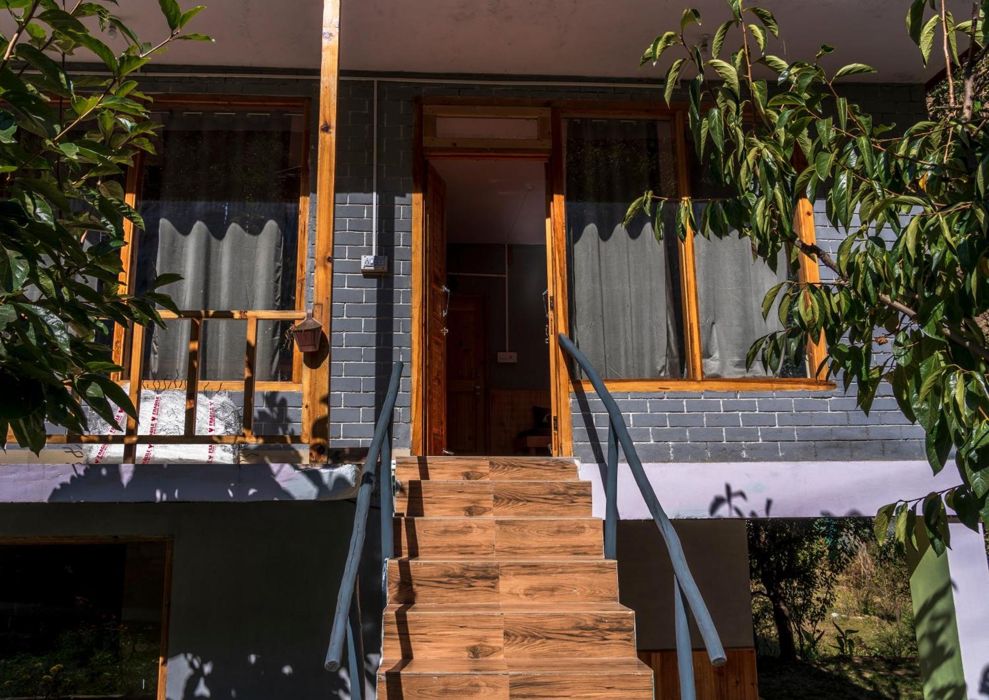 Boho Grove Cafe & Stay, Tirthan Valley *