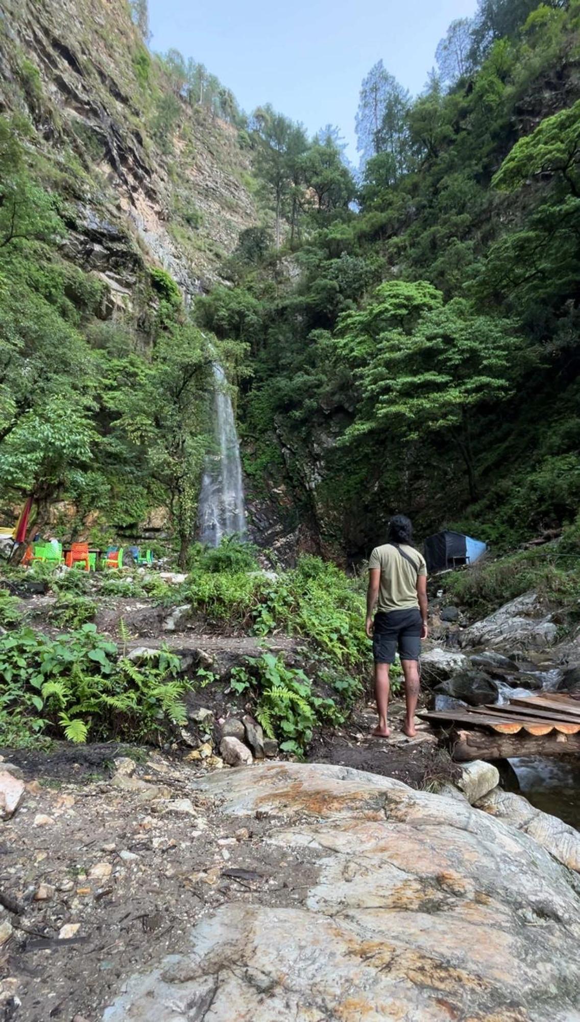 Boho Grove Cafe & Stay, Tirthan Valley Homestay *